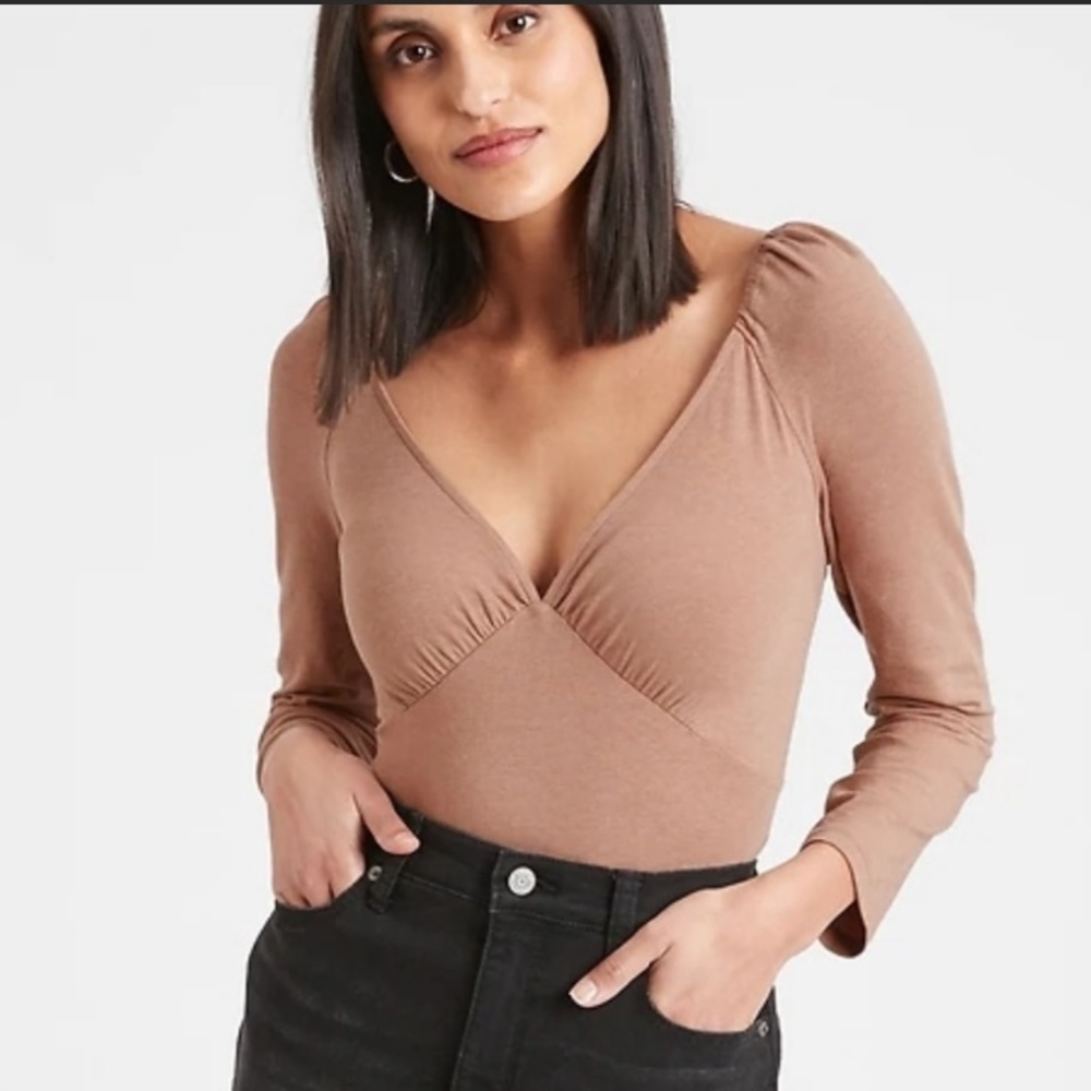 Banana Republic Smocked V neck 3/4 sleeve top